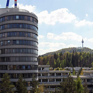 Universität